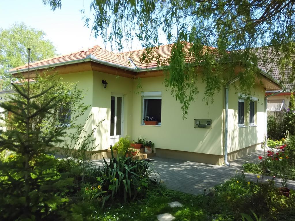 Bloomyapartment Balatonfenyves Εξωτερικό φωτογραφία